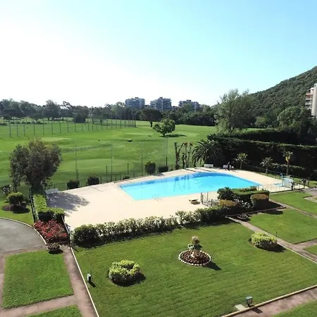 Joli En Avec Piscine Et Gardien Appartamento