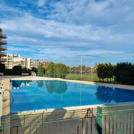 Joli En Avec Piscine Et Gardien Mandelieu